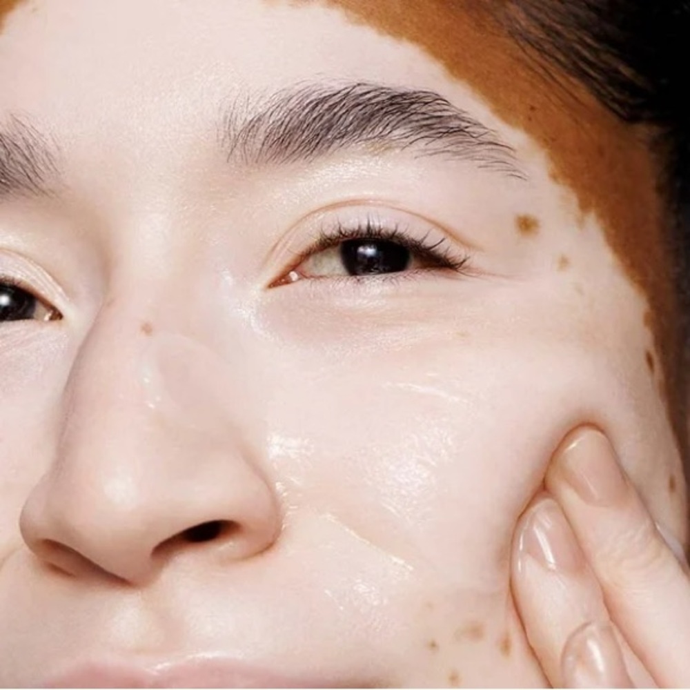 Versed | Moisturizing Gel-Cream - Picture 3 of 9
